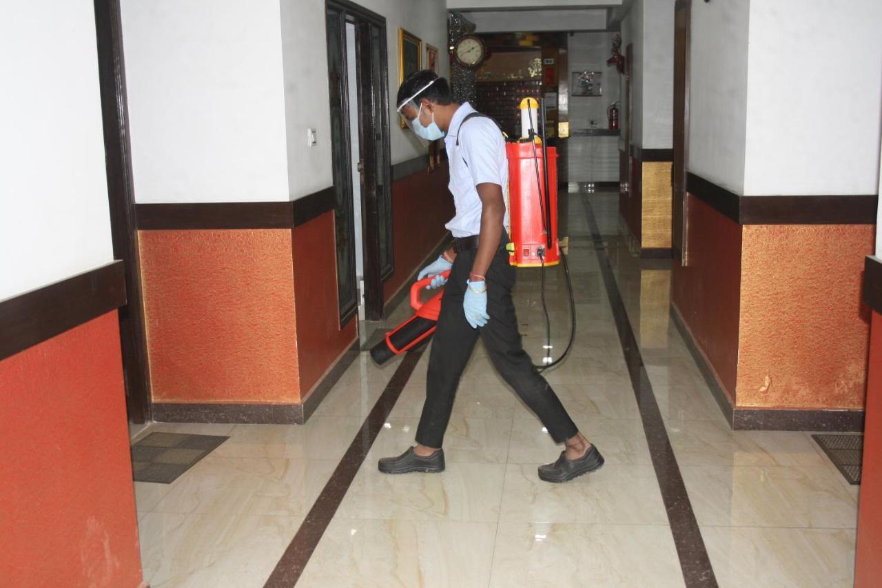 Alwesal International Hotel Madikeri Exterior photo
