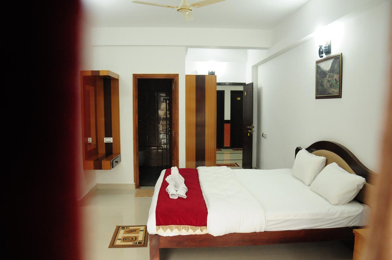 Alwesal International Hotel Madikeri Exterior photo